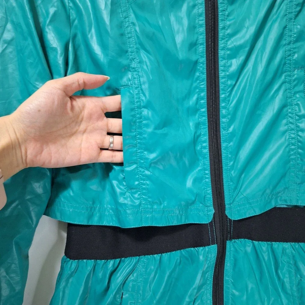 Colosseum Athletics Hooded Windbreaker Womens S Teal Jacket Thumbhole Cuffs Mesh